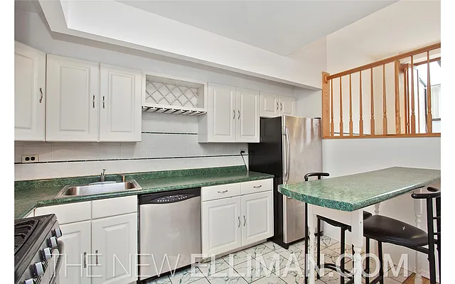 Rented by Douglas Elliman | media 15