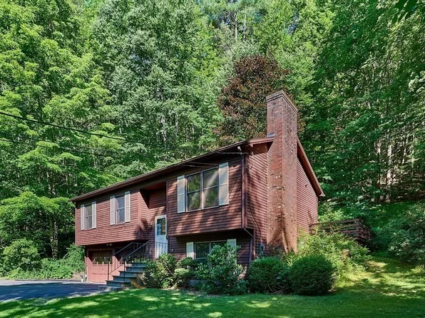 55 N River Rd, Shelburne Falls, MA 01339