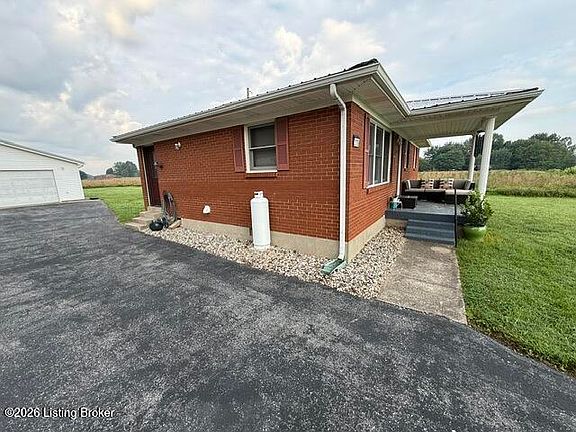 5th image of 2119 Saint Paul Rd