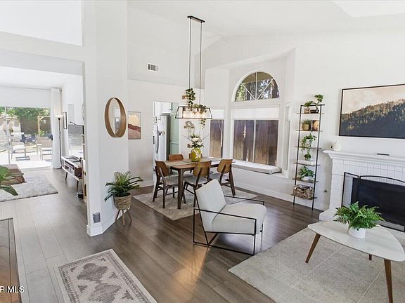 3rd image of 37115 Zinnia St
