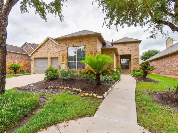 2214 Ascot Ln, Sugar Land, TX 77479