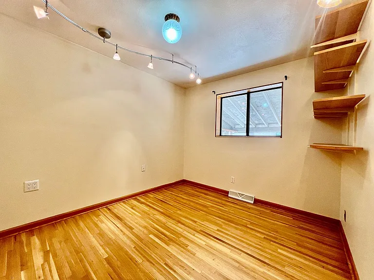5416 Cody St — Photo 7