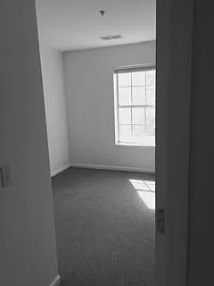 Building Photo - 205 Simpson Ave