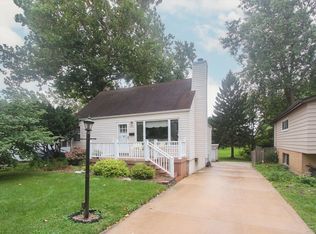 201 W Crystal Ave, Lombard, IL