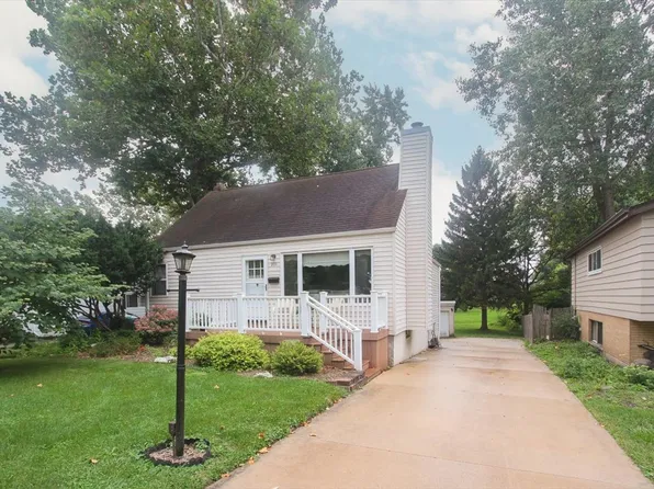 201 W Crystal Ave, Lombard, IL 60148