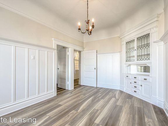 4th image of 528 Lombard St #528