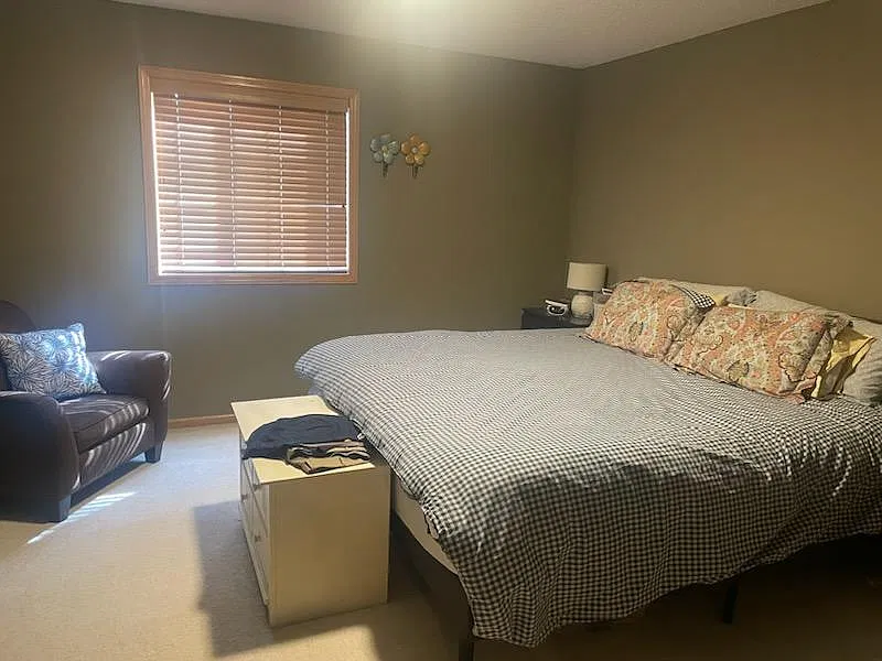 3 bed, 1406 sqft, $2,190 — Photo 4