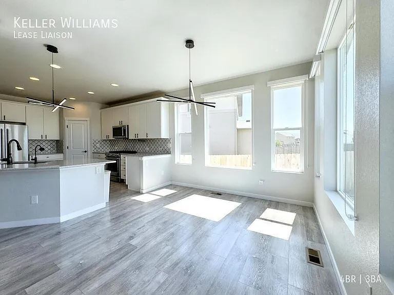 9344 Beaver Brook Dr — Photo 6