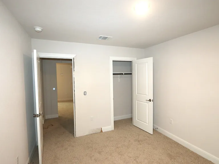 15504 Ellinger Dr — Photo 12