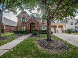 6611 Gable Wing Ln, Sugar Land, TX 77479
