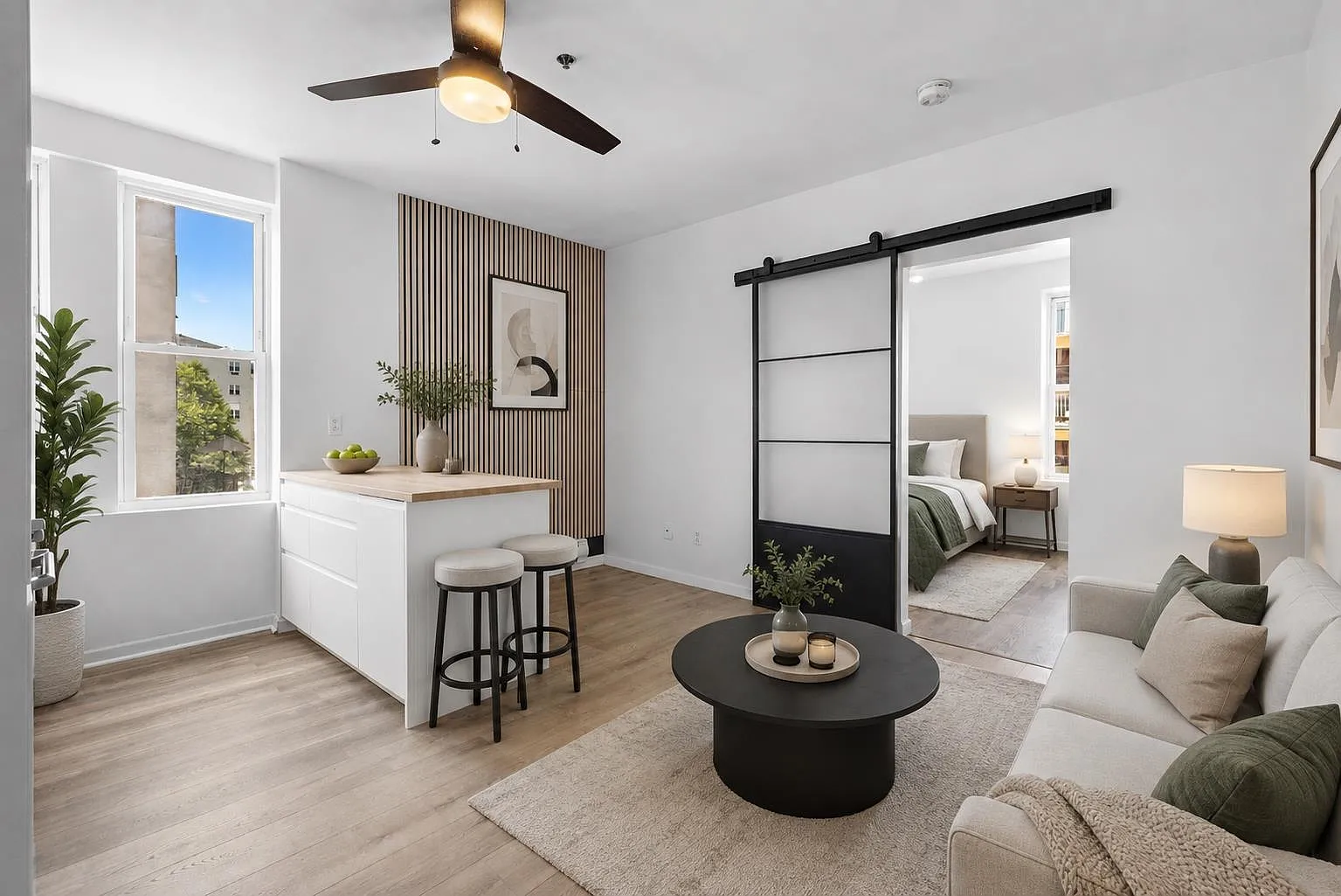 2 bed, 1.0 bath, 537 sqft, $3,350 — Photo 2