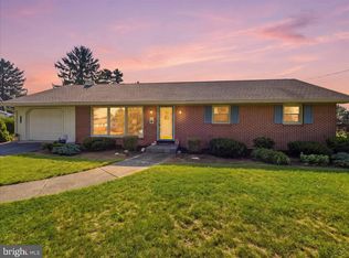 1454 Brechbill Rd, Chambersburg, PA 17202