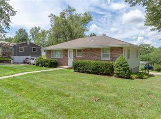 218 Woods Ave, Excelsior Springs, MO 64024