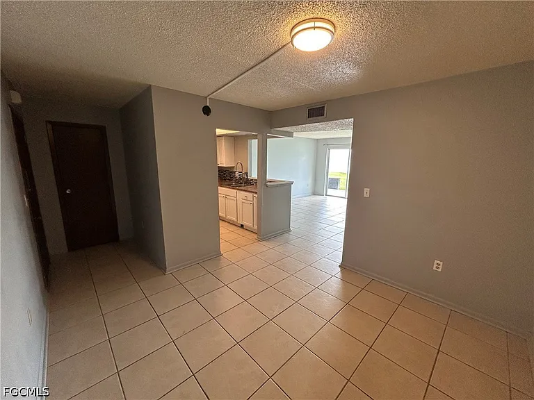 3704 Broadway #101 — Photo 6