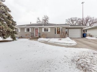 2906 Rivershore Dr S, Moorhead, MN 56560