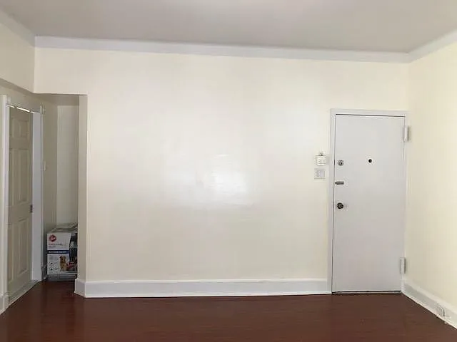 40-17 201st St #2F — Photo 11