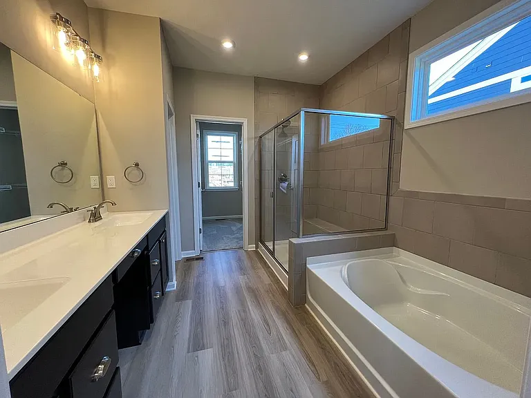 15926 Long Meadow Way — Photo 16
