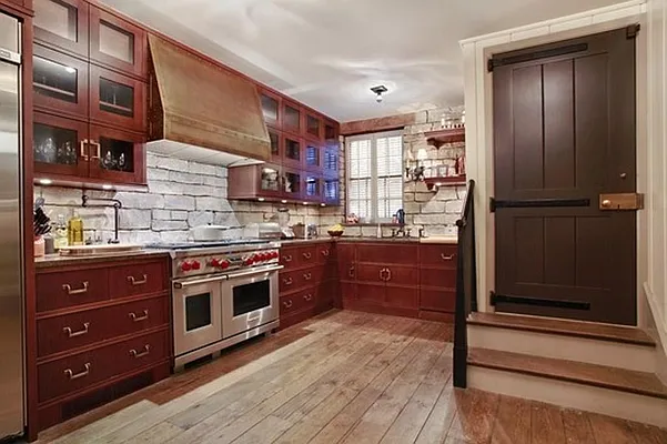 Sold by Corcoran | media 4