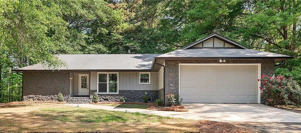 1st image of 273 Fireside Trl