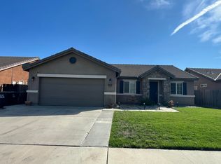 4333 E Vista Ave, Visalia, CA
