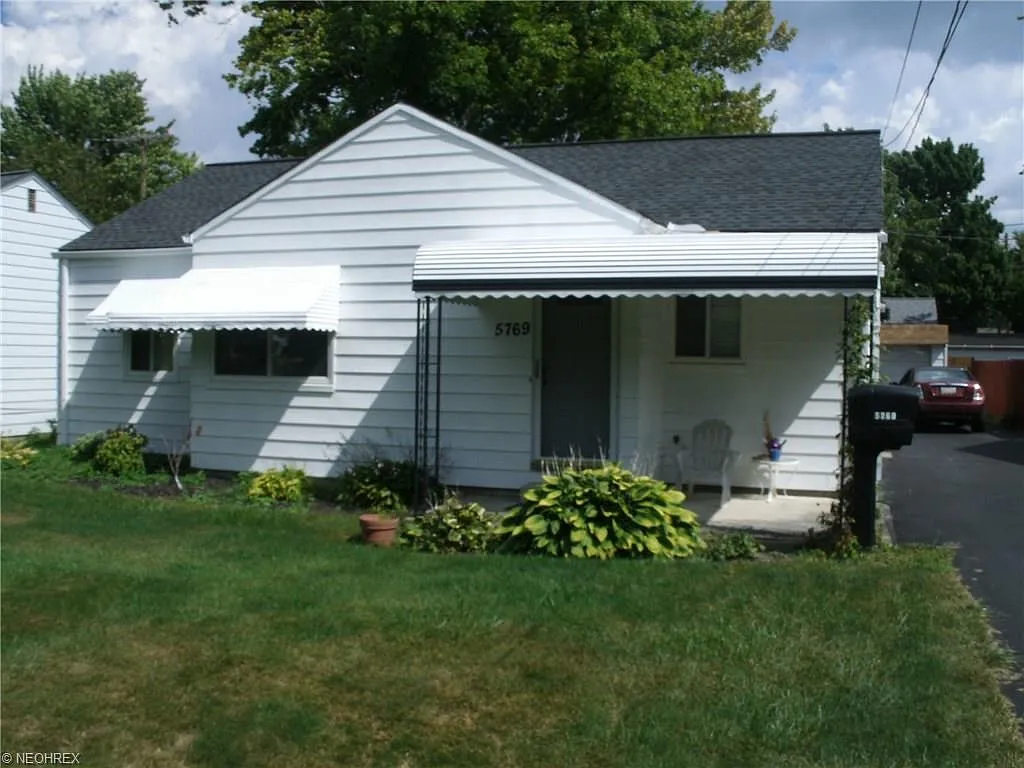5769 Porter Rd photo 1