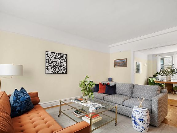 2nd image of 505 W End Ave APT 14D