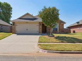 10628 SW 36th St, Yukon, OK 73099