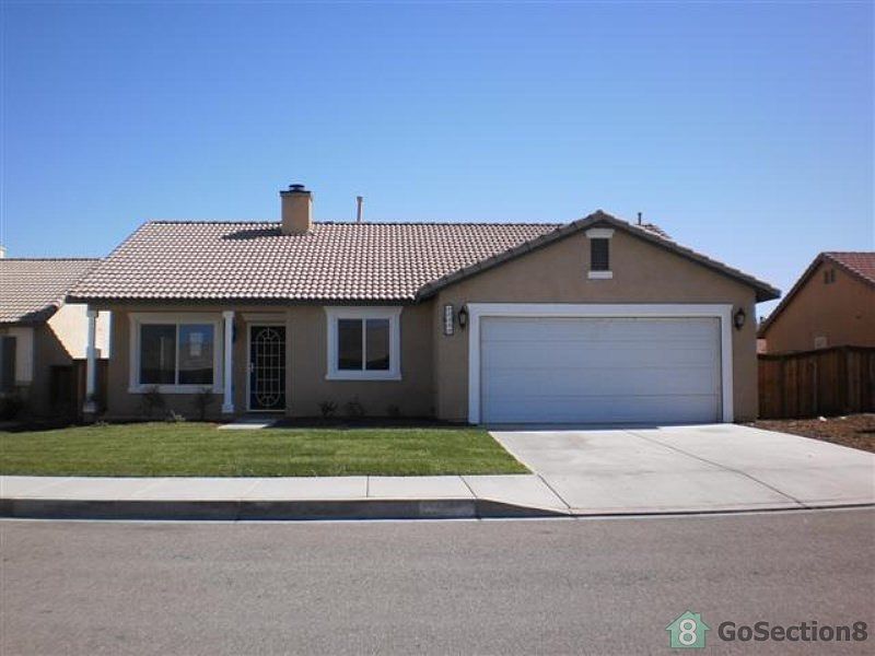 1st image of 15359 Ross Dr
