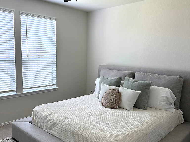 25554 Burnett Ranch Ln — Photo 17
