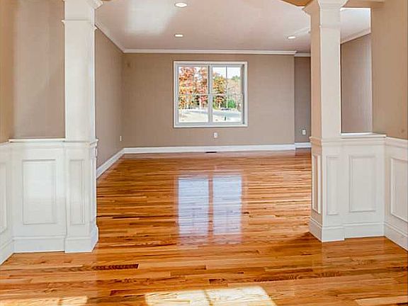 2nd image of 87 Teakwood Dr W