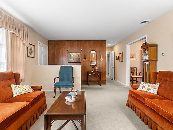 3rd image of 3507 Catherine Ave