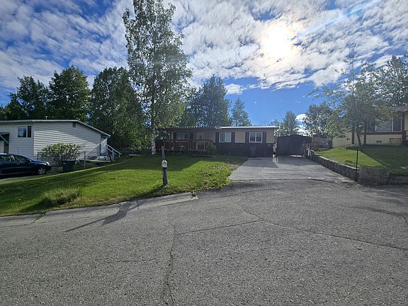 2nd image of 9921 Chelatna Cir