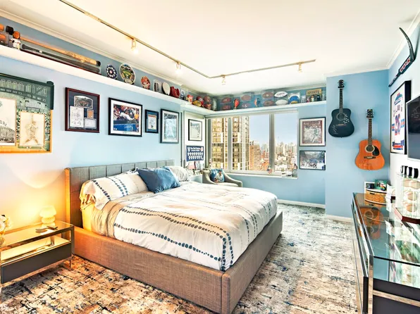 425 East 58th Street image 12 of 13