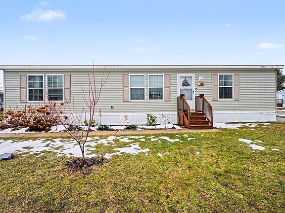 2nd image of 3611 Butternut Dr Lot 285