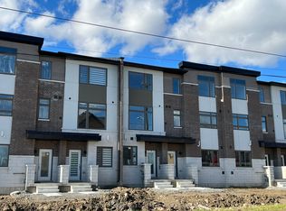 250 Finch Ave #211, Pickering, ON L1V 1H6