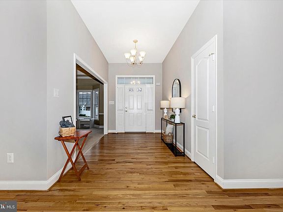3rd image of 2654 Brook Valley Rd