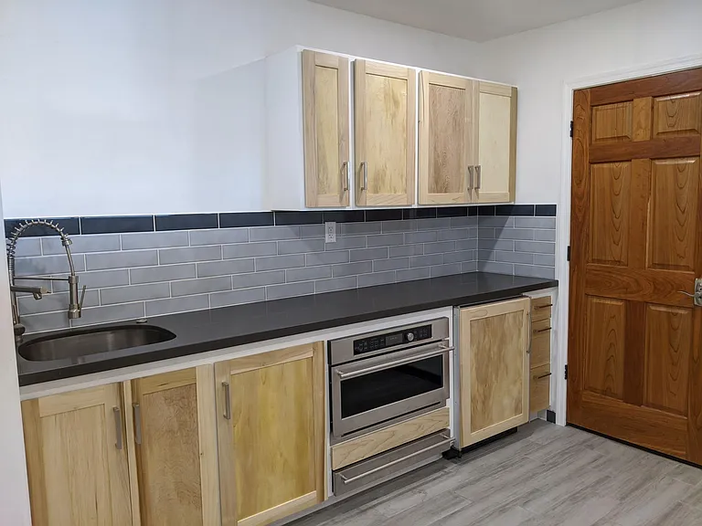 1315 E Orange St #B — Photo 6