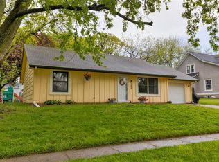 300 N 1st St, Carlisle, IA 50047