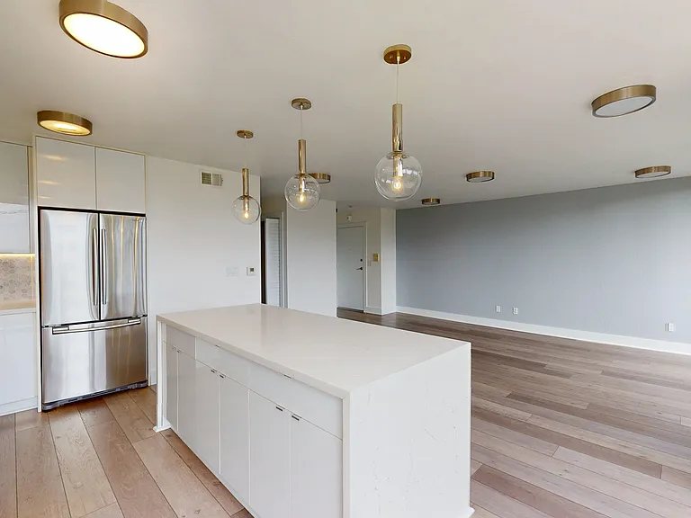 2355 Scott St #10 — Photo 4