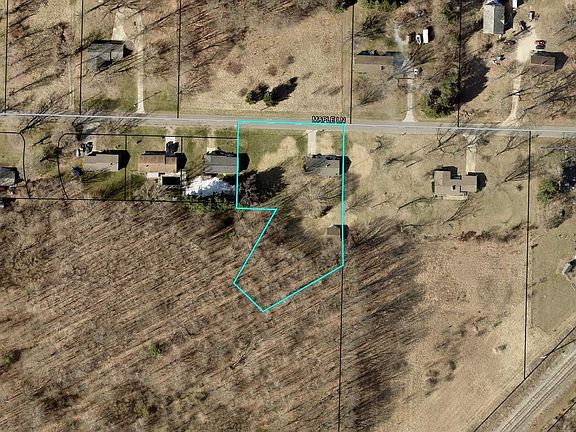 5th image of 1892 Maple Ln