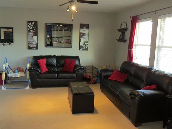 5th image of 16327 Sunflower Ave