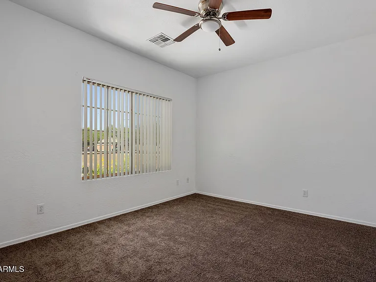 17862 W Caribbean Ln — Photo 21