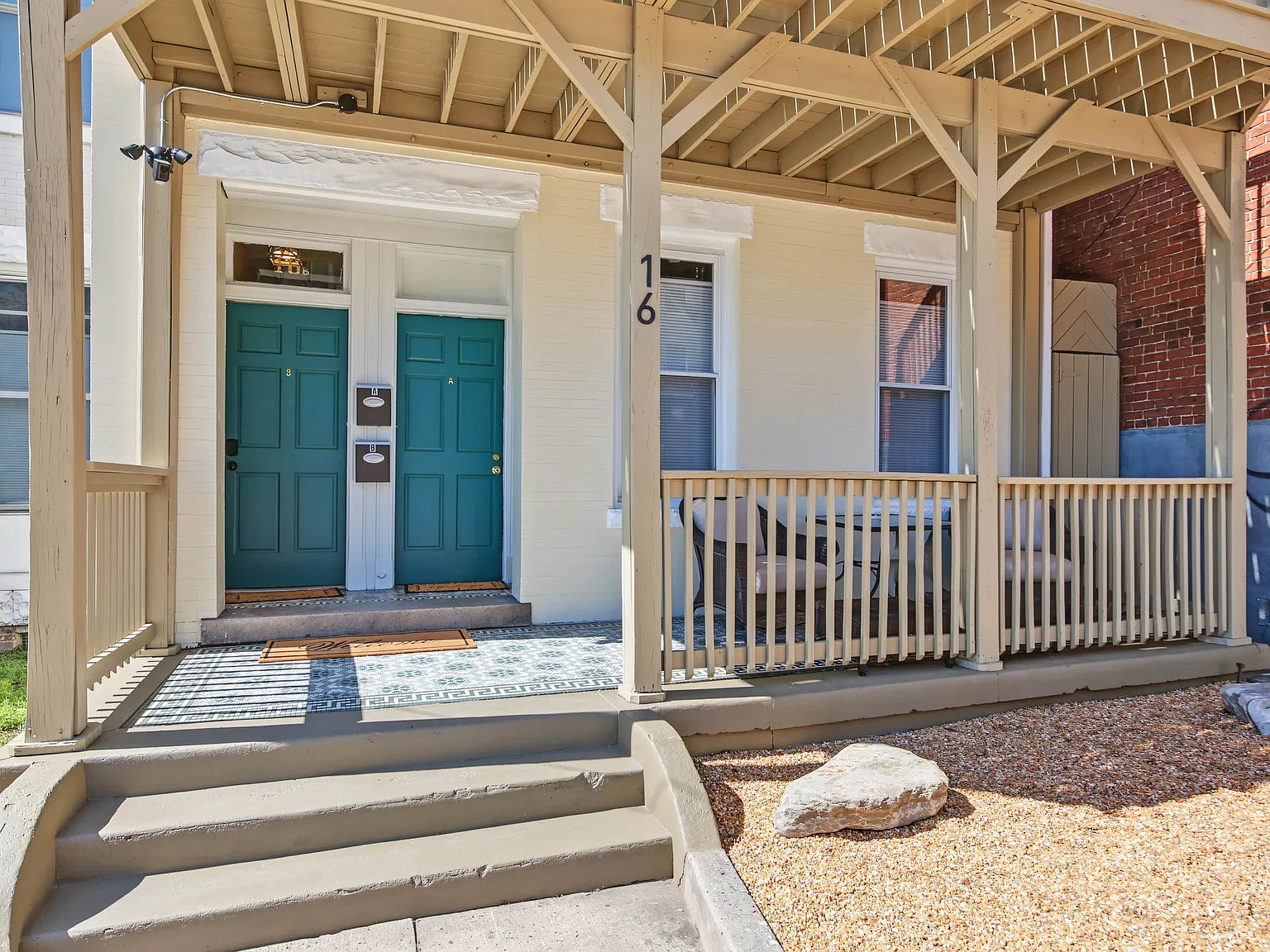4 bed, 1650 sqft, $3,800 — Photo 1