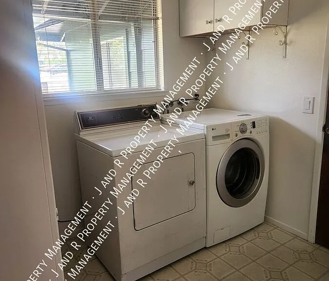 4208 Melisa Ct — Photo 34