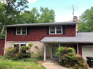 2803 Jackson Dr, Haymarket, VA 20169