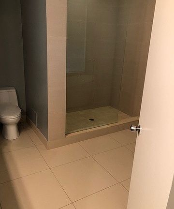 5th image of 82 E Elm St APT 3