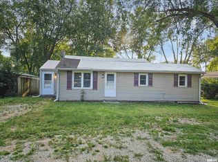 209 S Fourth Cross St, Mechanicsburg, IL 62545