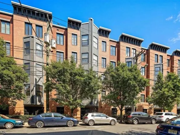 725 Jefferson St BLDG 725 #28, Hoboken City, NJ 07030