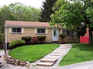 239 McKenzie Dr, Pittsburgh, PA