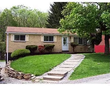 239 McKenzie Dr photo 1